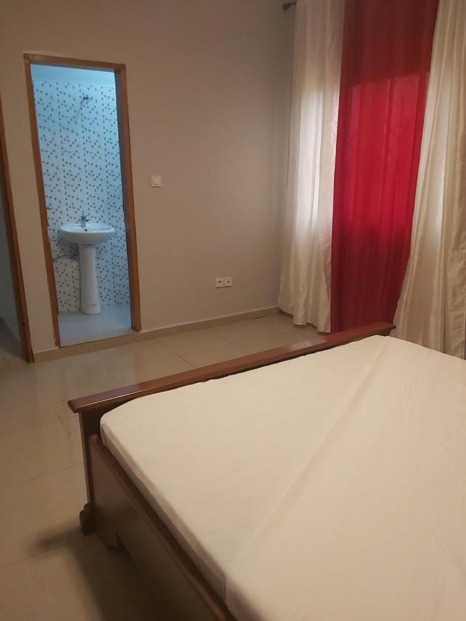 Hotel Appart B4U Yaounde Ngoại thất bức ảnh