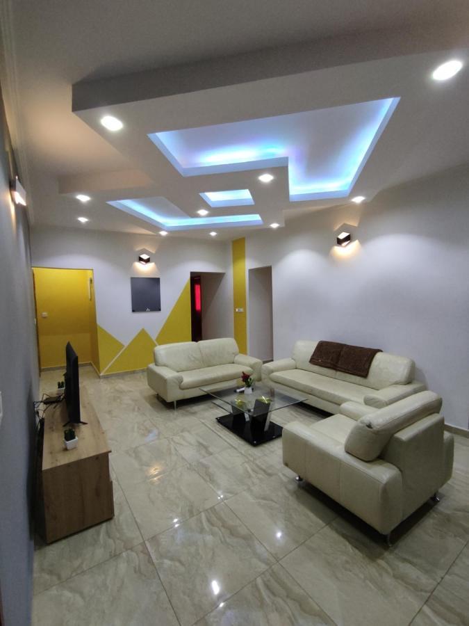 Hotel Appart B4U Yaounde Ngoại thất bức ảnh
